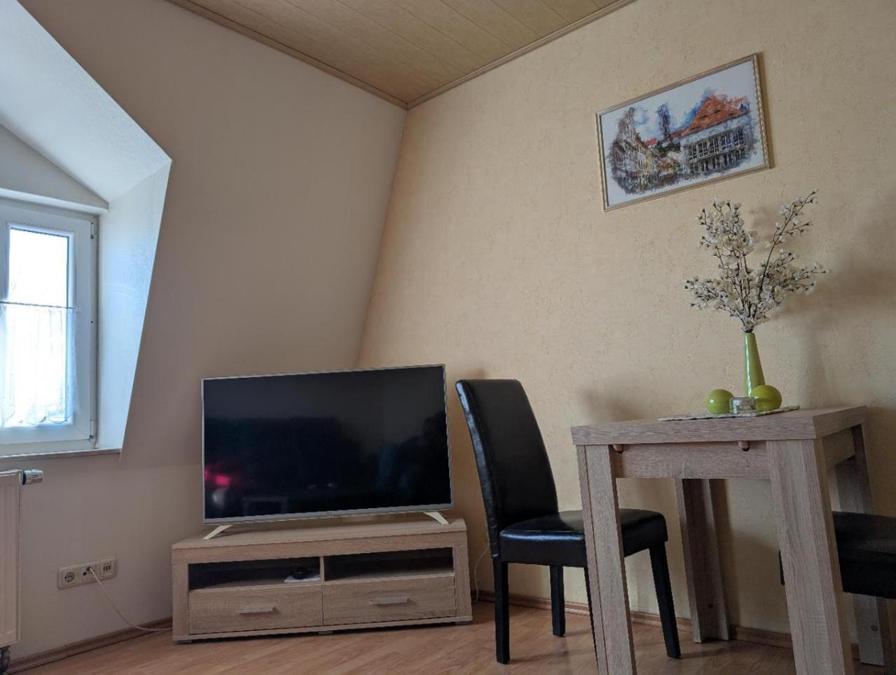 Ambiente an der Elbe, Wohnung OG Dresden Exterior foto